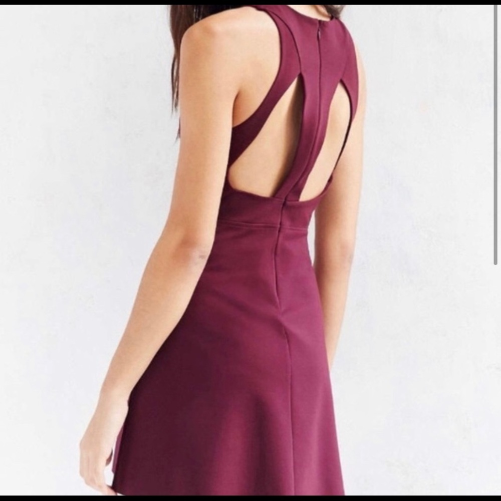 Urban Outfitters Maroon Lace Up Front Dress - Picture 5 of 5